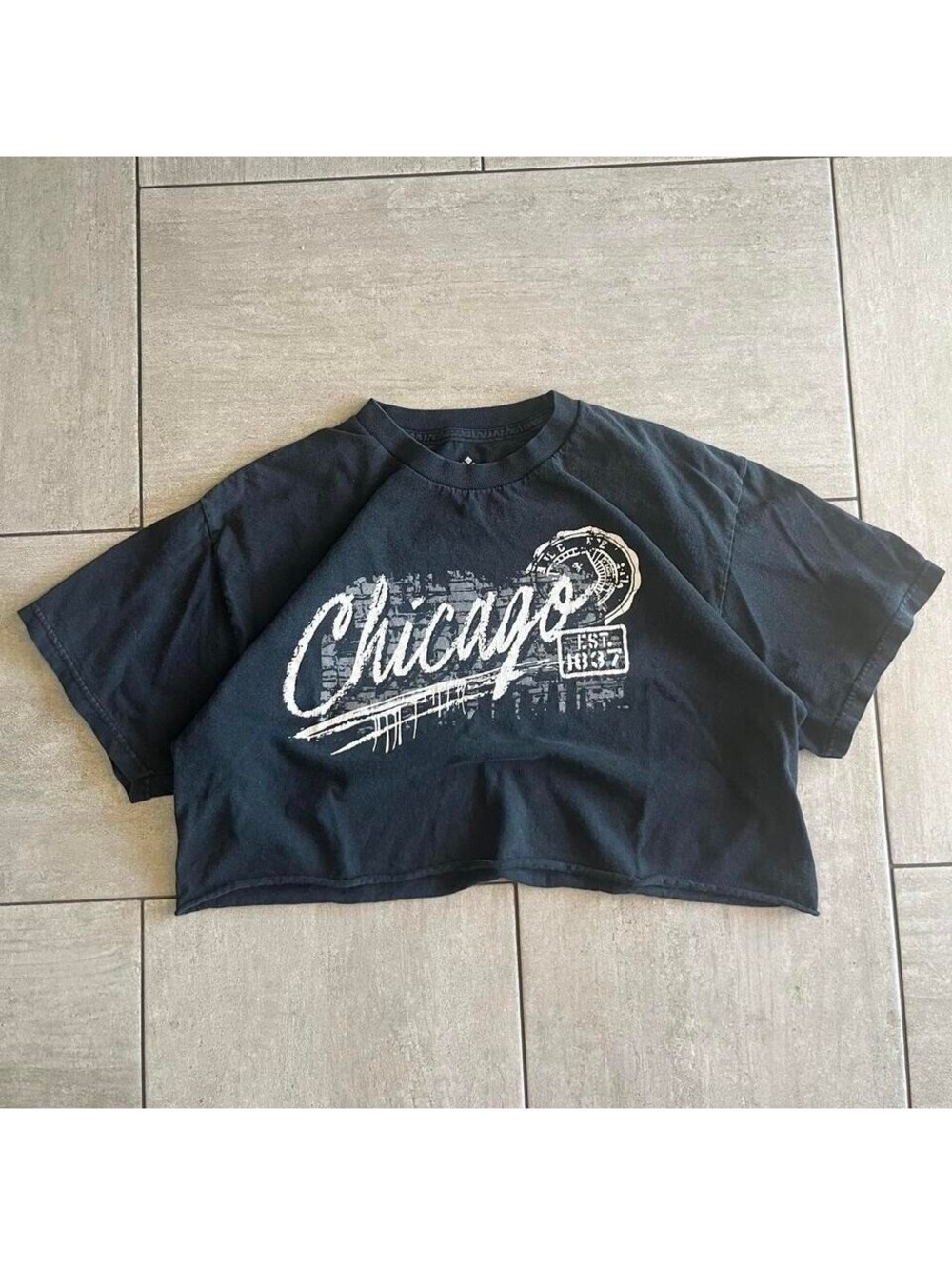 Point Sportswear Chicago  Crop Top   Raw Hem Large